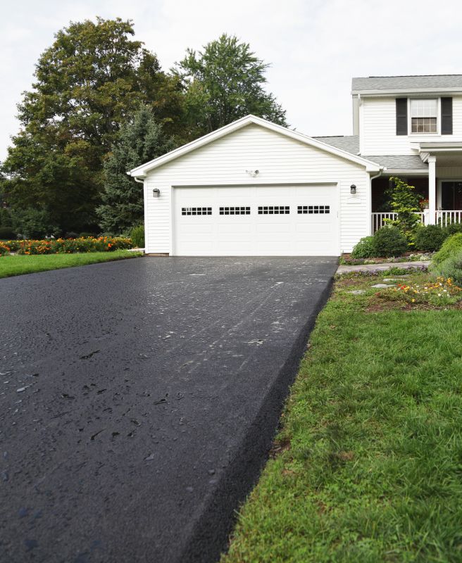Blacktop Driveway with Smooth Finish